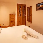 Alpine Garden - Truly Hidden Gem With Sunny Garden In Town Center Apartamento